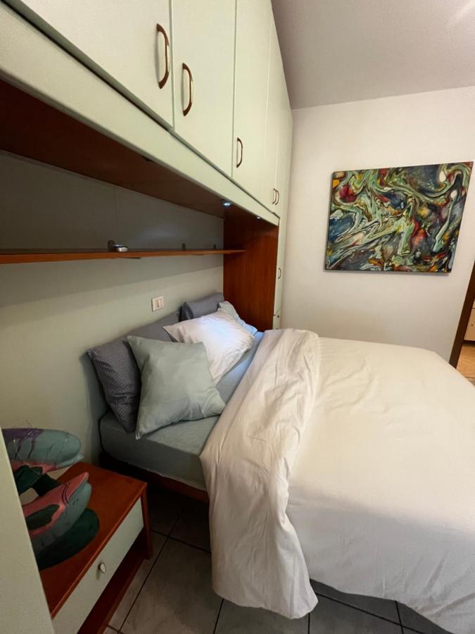 Appart 21 Artistic Beach Apartment Lignano Sabbiadoro Luaran gambar